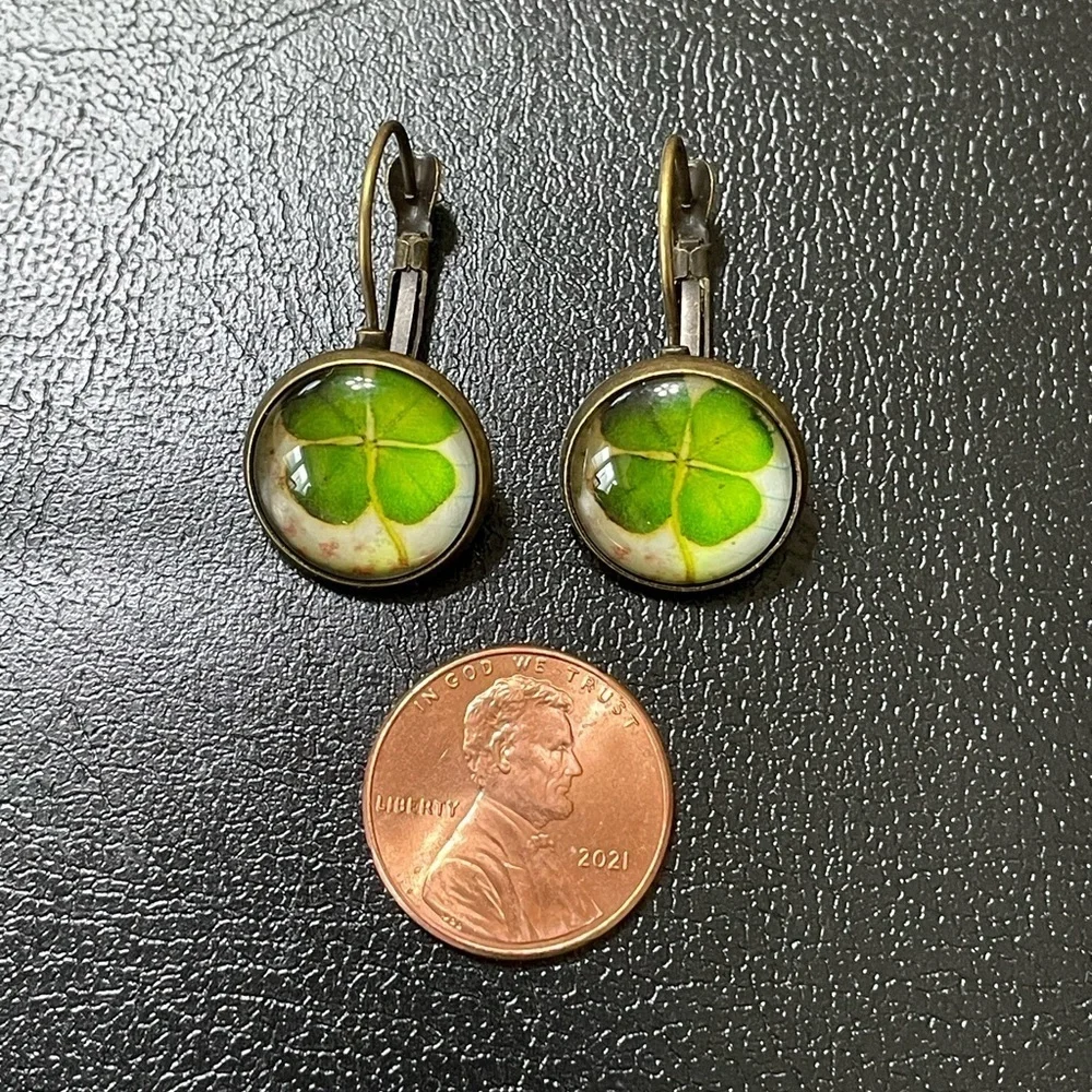 Earrings 4 Leaf Clover Shamrock Lucky Green White Bronze St. Patrick’s Day New - Picture 5 of 7